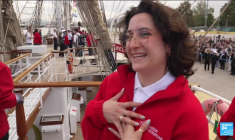 La flamme olympique a quitté la Grèce pour rejoindre la France à bord du Belem