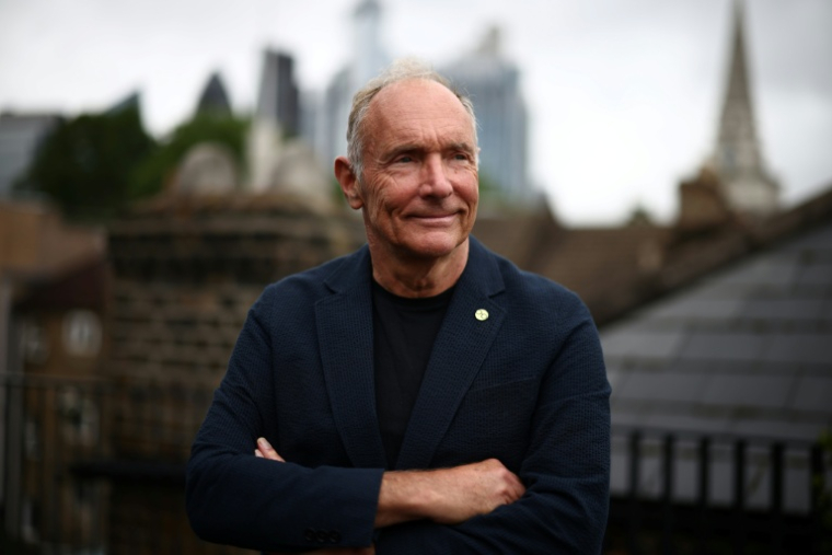 Tim Berners-Lee, le 3 juin 2026 à Londres ( AFP / Henry NICHOLLS )