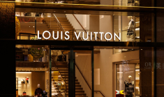 Une boutique Vuitton à Hong Kong. (Crédits: Adobe Stock)