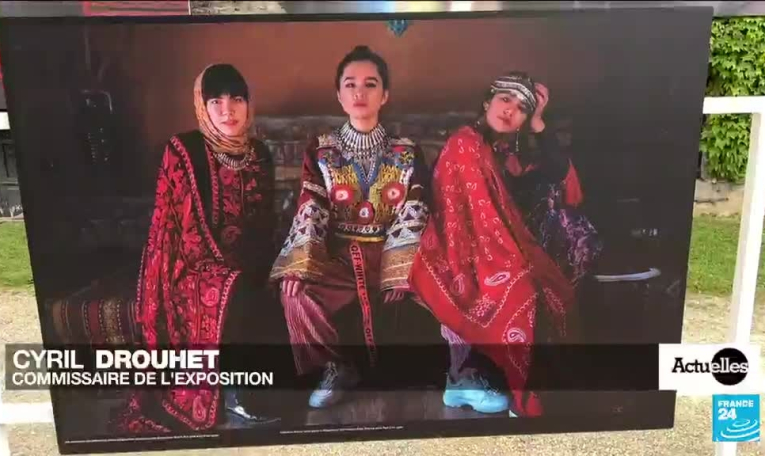 Afghanistan : des cours clandestins pour collégiennes et lycéennes