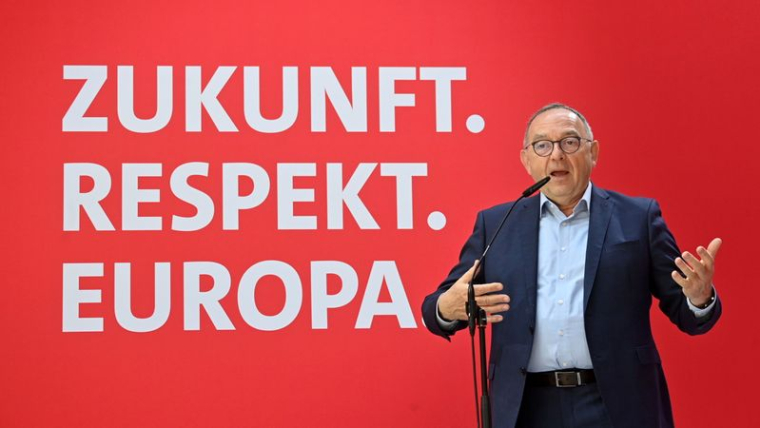 ALLEMAGNE: UN DIRIGEANT DU SPD DIT CROIRE À UNE COALITION AVANT FIN 2021