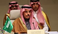 Le ministre des Affaires étrangères d'Arabie saoudite Faisal bin Farhan Al-Saud à Ryad le 19 mars 2026 ( AFP / Fayez Nureldine )