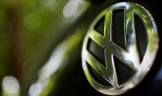 PROCÉDURE JUDICIAIRE CONTRE D'ACTUELS ET EX-DIRIGEANTS DE VW POUR RÉMUNÉRATION EXCESSIVE