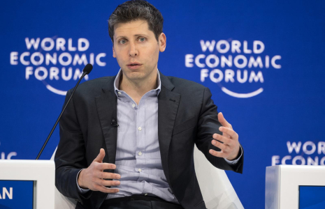 Sam Altman à Davos le 18 janvier 2024. ( AFP / FABRICE COFFRINI )
