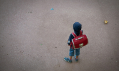 Le collectif SOS Périscolaire, qui recueille des témoignages de violences sexuelles et maltraitance subies par les enfants dans le périscolaire, satisfait de son rendez-vous à l'Elysée ( AFP / MARTIN BUREAU )
