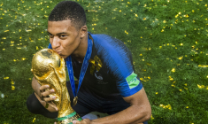 Voir la Coupe du monde à moitié pleine