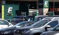 EUROPCAR: PRÉVISIONS RELEVÉES POUR 2021, PRUDENCE POUR LA SUITE