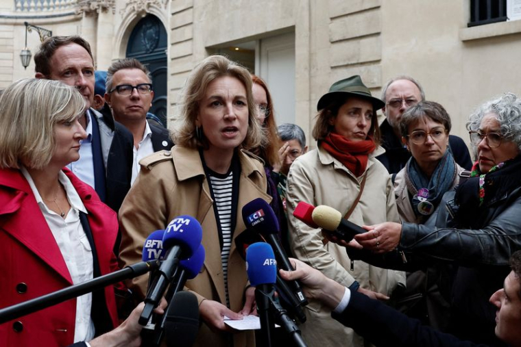 Le Premier ministre français Lecornu rencontre les dirigeants syndicaux à Paris