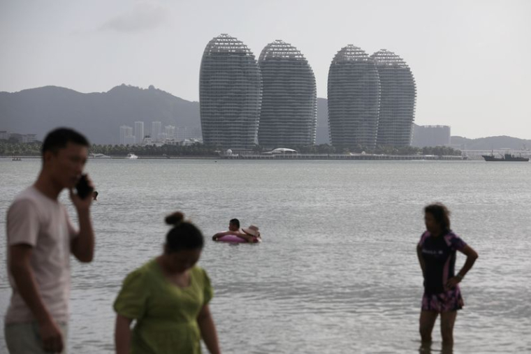CHINE: LA VILLE DE SANYA IMPOSE UN CONFINEMENT AVEC LA HAUSSE DES CAS DE COVID
