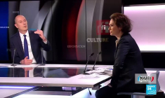 Roland Lescure : "La stratégie vaccinale ne s'est pas effondrée avec la suspension d'AstraZeneca"