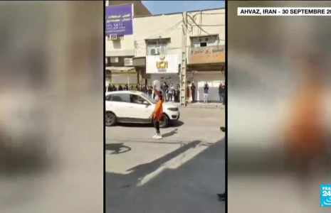 Contestation en Iran : affrontements entre policiers et étudiants
