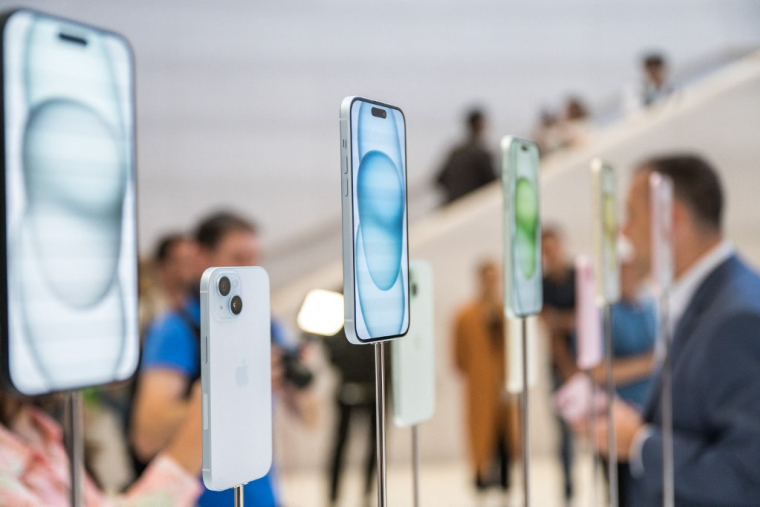 La Cour de justice de l'Union européenne (CJUE) pourrait contraindre Apple à payer 13 milliards d'euros d'arriérés fiscaux à l'Irlande, conformément à une décision de Bruxelles. ( AFP / NIC COURY )