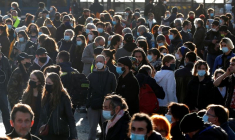 CORONAVIRUS: MOINS DE 4.500 CONTAMINATIONS EN 24 HEURES EN FRANCE