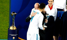 Gianni Infantino lèche les bottes de CR7