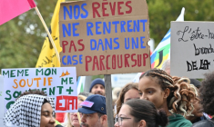 Manifestation le 24 octobre 2026 à Toulouse ( AFP / Matthieu RONDEL )
