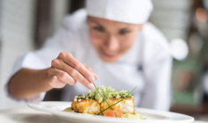 De nombreuses astuces de chef permettent de donner une saveur particulière à vos plats. ( crédit photo : Getty Images )