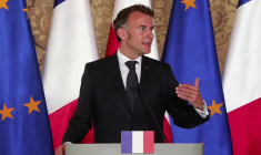 Blocage d'Ormuz: Macron dénonce une "erreur des deux côtés", appelle à "revenir au calme"