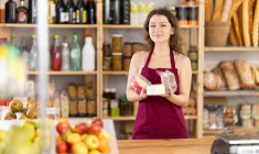 80% de la population considère le commerce local comme important (crédit : Adobe Stock)