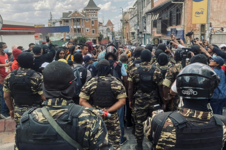 Une manifestation à Antananarivo, le 30 septembre 2025 ( AFP / RIJASOLO )