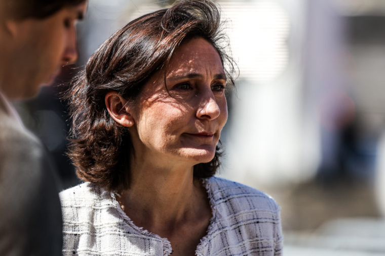 Amélie Oudéa-Castéra dénonce l’absence de diffusion en France de la finale de C1 féminine