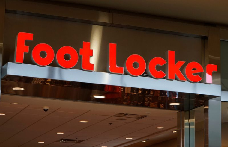 FOOT LOCKER: MARY DILLON NOMMÉE DIRECTRICE GÉNÉRALE ET RÉSULTATS MEILLEURS QU'ATTENDU