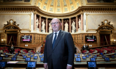 Le sénateur Laurent Duplomb (Les Républicains) à Paris, le 11 février 2025 ( AFP / ALAIN JOCARD )