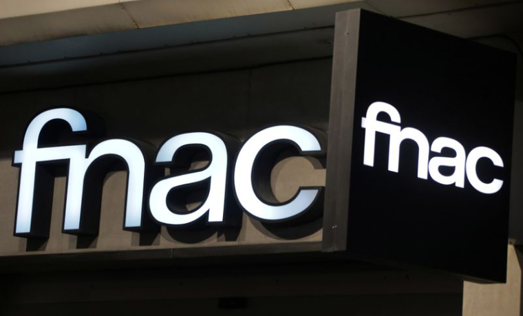 PREMIÈRE HAUSSE DES VENTES TRIMESTRIELLES DE FNAC DARTY SUR L'ANNÉE