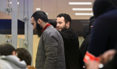 Les accusés Salah Abdeslam et Sofien Ayari parlent au tribunal