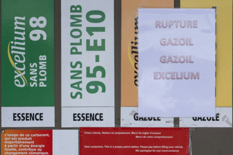Station-service en rupture de stock à Rouffach, dans l'Est de la France, le 1er avril 2026 ( AFP / SEBASTIEN BOZON )