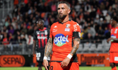 Une légende de Laval sur le départ