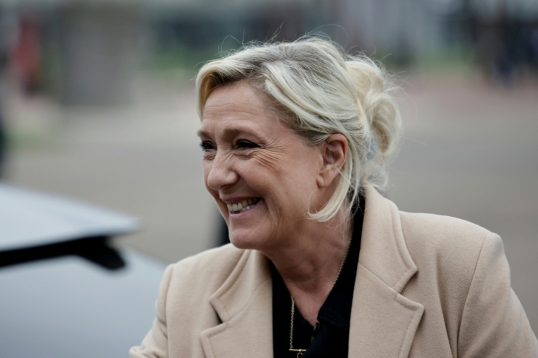 Marine Le Pen à Villepinte en Seine-Saint-Denis le 1er avril 2026 ( AFP / STEPHANE DE SAKUTIN )