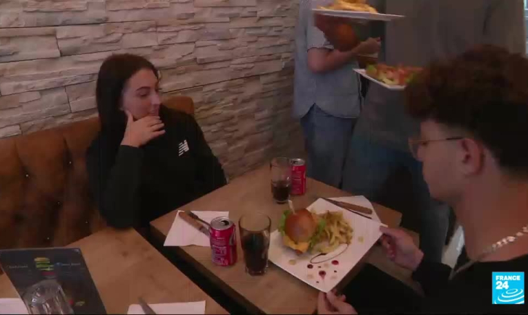 UberEats, Deliveroo ou Frichti : les dérives des plateformes de livraison de repas