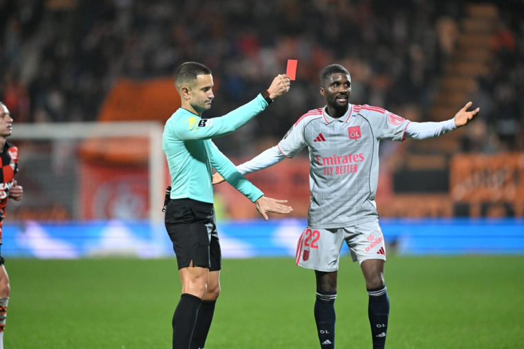 Lyon, champion des cartons rouges