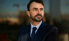 Le maire écologiste de Lyon Grégory Doucet, le 29 janvier 2026 à Lyon ( AFP / OLIVIER CHASSIGNOLE )