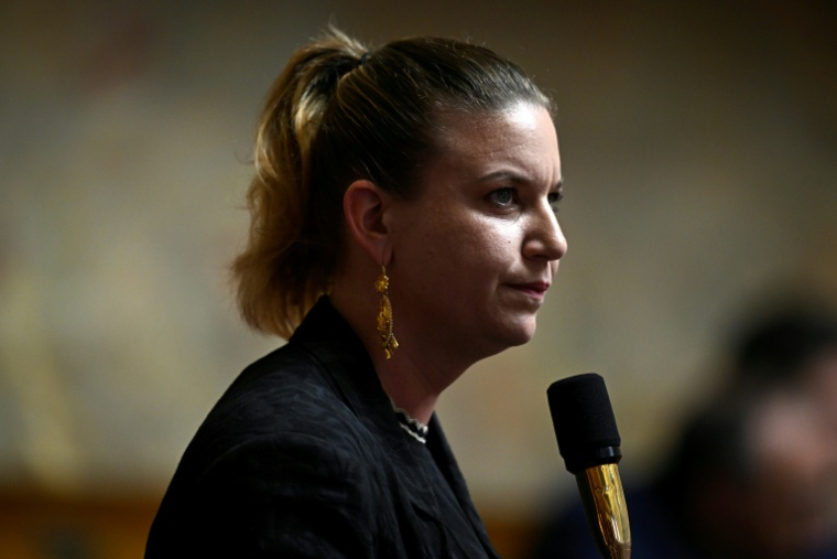 La cheffe de file des députés Insoumis Mathilde Panot, le 7 avril 2026 à Paris ( AFP / JULIEN DE ROSA )