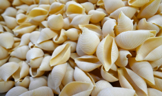 ( AFP / ANDREAS SOLARO )