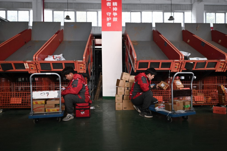 Un entrepôt de JD.com à Pékin, en Chine. ( AFP / WANG ZHAO )