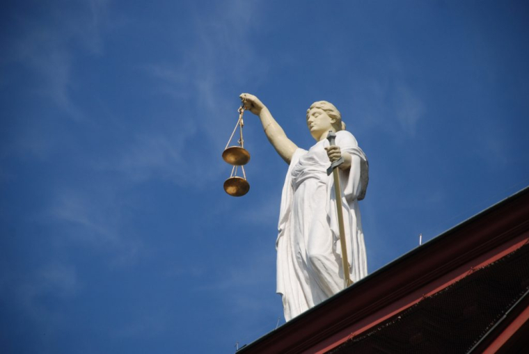 L'arnaqueur a écopé de 16 mois de prison ferme après sa condamnation à Lille (Nord) le 6 mai dernier. Photo d'illustration. (AJEL / Pixabay)