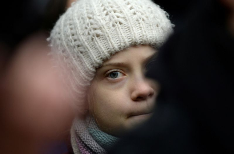 “RELAX, DONALD”: GRETA THUNBERG RAILLE TRUMP DANS UN TWEET VENGEUR