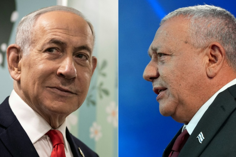 Combinaison d'images créée le 28 octobre 2026 avec à gauche le Premier ministre israélien Benjamin Netanyahu, à Jerusalem le 27 octobre 2026 et à droite le leader du parti Yashar, Gadi Eisenkot, à Tel Aviv le 28 octobre 2026 ( POOL / Jewel SAMAD )