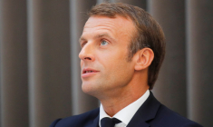 RIDICULE" DE SUPPRIMER L'AME MAIS UNE ÉVALUATION NÉCESSAIRE, ESTIME MACRON