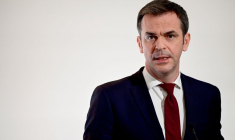 CORONAVIRUS: VÉRAN N'EXCLUT PAS DE NOUVELLES MESURES, ÉCARTE LE SPECTRE DU "TRI"