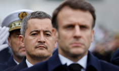 Gérald Darmanin et Emmanuel Macron, à Versailles, le 31 mars 2023   ( POOL / LUDOVIC MARIN )