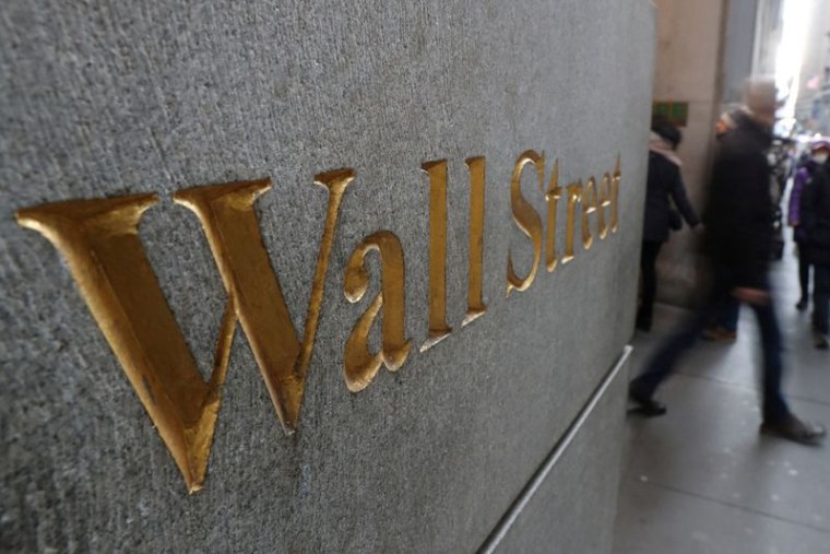 REBOND DE WALL STREET, LES SANCTIONS CONTRE MOSCOU JUGÉES MODESTES