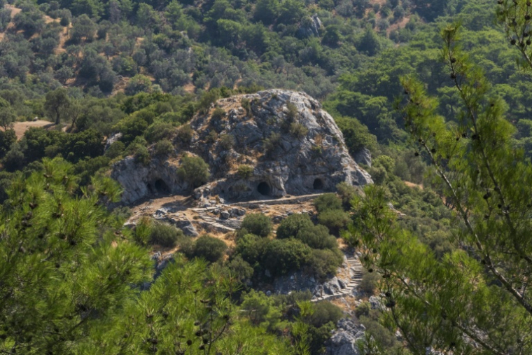 Les grottes de la vallée d'Homeros à Bornova,  le 7 août 2026, en Turquie, où l'on pense que le célèbre poète grec Homère a vécu et écrit l'Iliade et l'Odyssée ( AFP / Ahmet Ayberk Cimen )