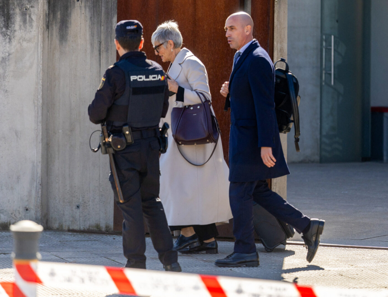 Procès Rubiales : les témoins racontent les « pressions » subies par Jenni Hermoso