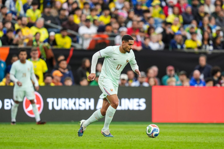 Maxence Lacroix raconte ses débuts avec les Bleus