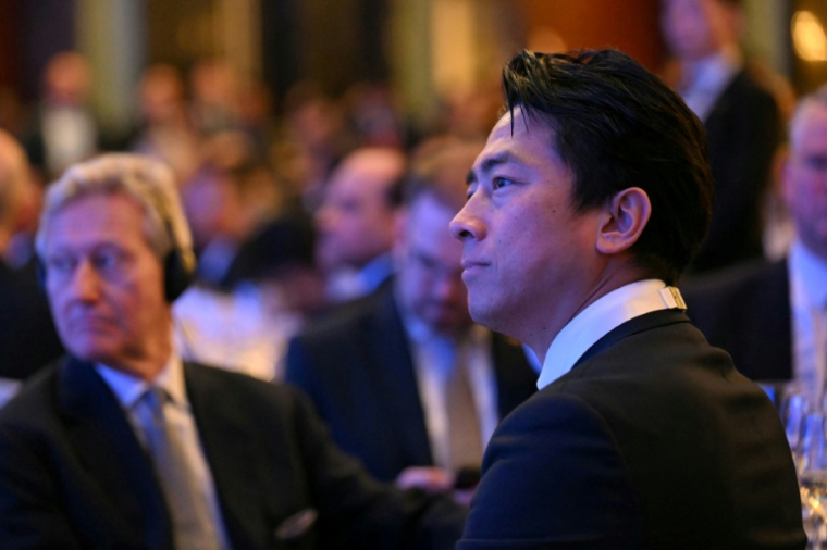 Le ministre japonais de la Défense Shinjiro Koizumi participe au Dialogue de Shangri-La, le principal forum annuel consacré aux questions de défense en Asie-Pacifique, le 29 mai 2026 à Singapour ( AFP / JAM STA ROSA )
