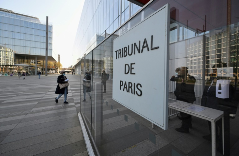 Vue de l'entrée du tribunal de Paris, le 22 mars 2022 ( AFP / Emmanuel DUNAND )