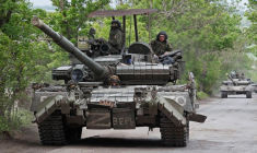 LA RUSSIE CONCENTRE SON OFFENSIVE SUR DEUX VILLES DE L'EST DE L'UKRAINE